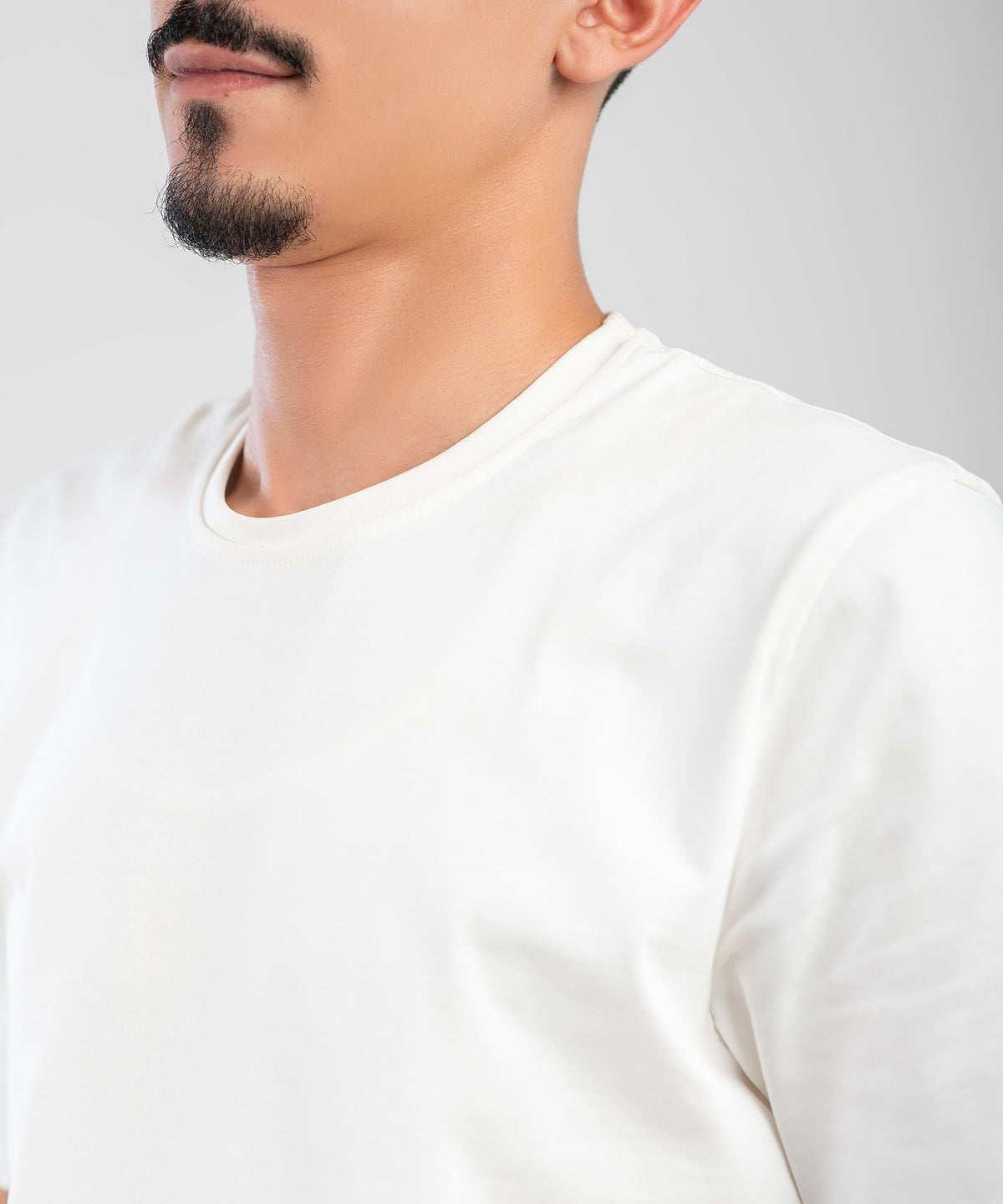White Tshirt