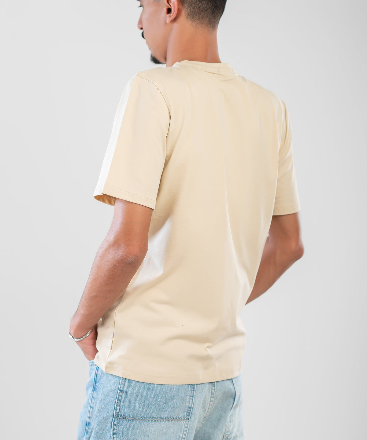 Beige Tshirt