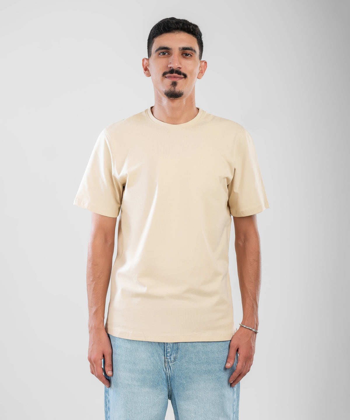 Beige Tshirt
